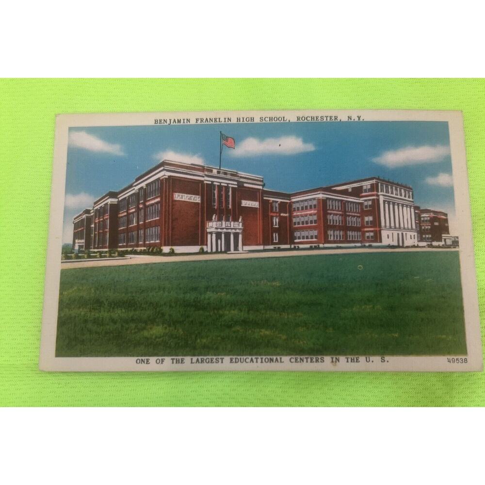 Post Card - Benjamin Franklin High School Rochester NY Unposted‎